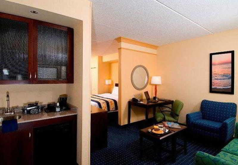 Springhill Suites Norfolk Old Dominion University Buitenkant foto